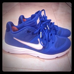 Nike alpha hurache turf shoes men/boys size 5